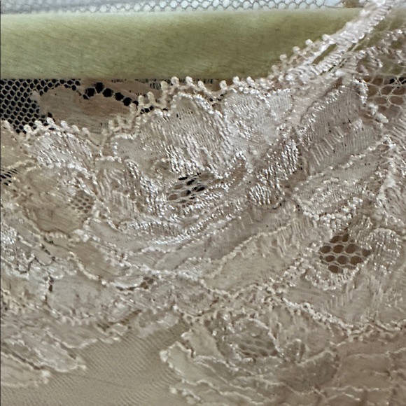 Josie Natori Lace Women’s Top - Large - Picture 4 of 8